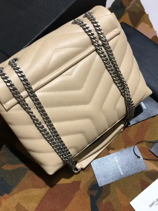SMALL YSL LOULOU 0324